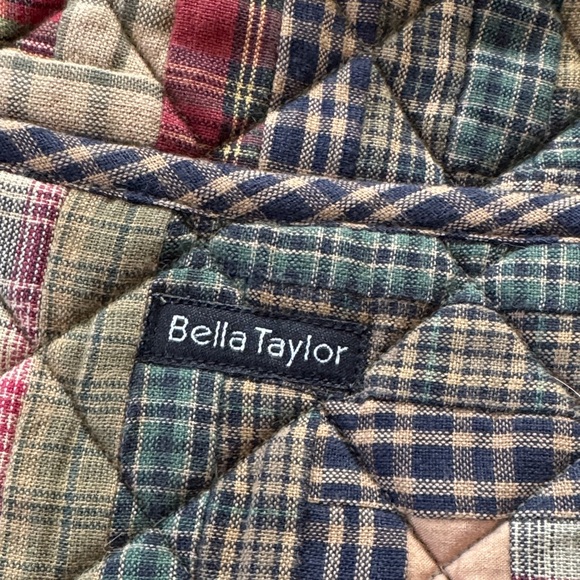 Bella Taylor Quilted Patchwork Tote Bag - Red, Green, Tan - Picture 2 of 6